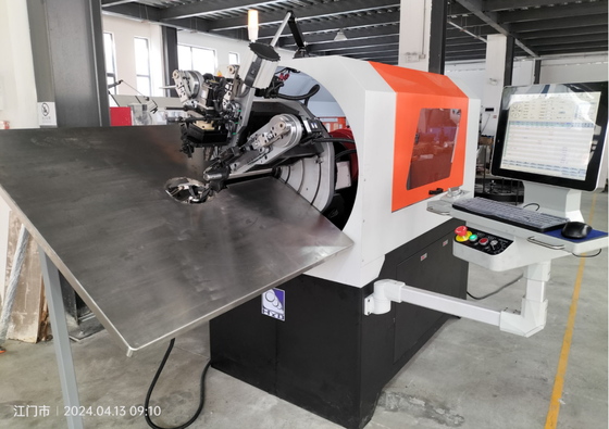0.3 - 2,5 mm máquina de moldeado de alambre multifunción CNC con servomotor