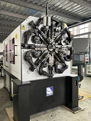 Resorte del CNC de cinco ejes de HYD-40T-5A que forma la máquina que maneja el alambre de 1.0-4.2m m