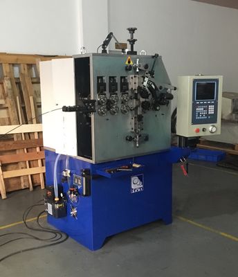 Sistemas de carrete de alta eficiencia para máquinas de resortes CNC de mano derecha e izquierda