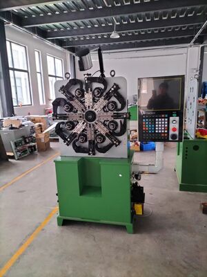 Primavera automática que forma la máquina, máquina de la primavera del CNC con 100KG Decoiler