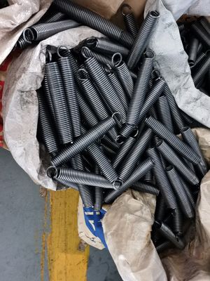 Máquina de moldeado de resorte rotativo de alambre de cámara de 4 mm con máquina de resorte CNC giratorio